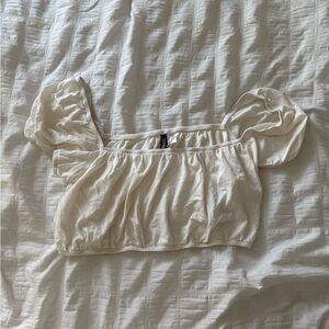 3 for $20⭐️ Divided Cream Puff Sleeve Blouse